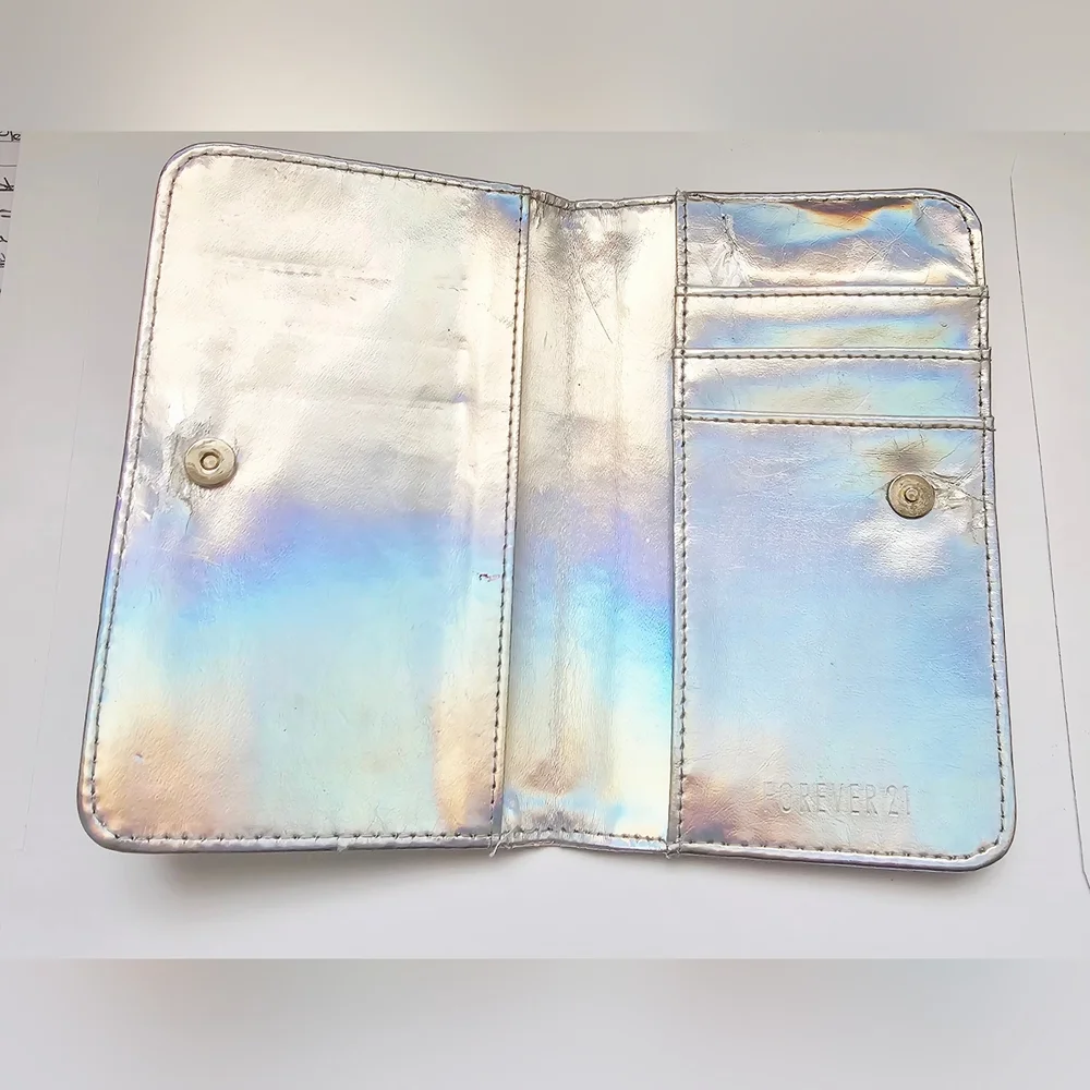 Forever 21 Holographic Mermaid Scale Iridescent Bifold Credit Card Holder.wallet